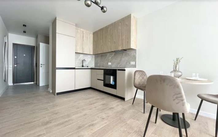 Продаж 1к квартири 32 кв. м на вул. Смакули - фото 1