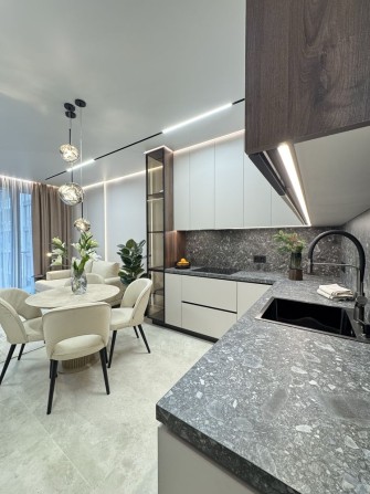 Продаж квартири ЕКСКЛЮЗИВ. Площа 74 м2 - фото 1