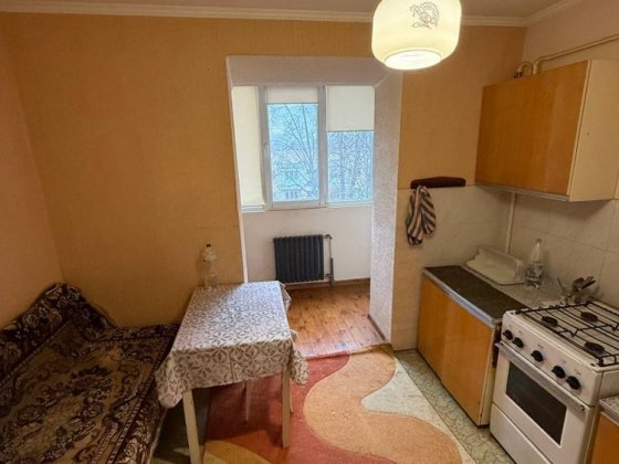 Продаж одно кімнатноі чешки по вул. Комарова 40А Чернівці