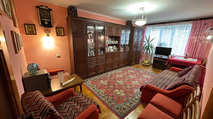 "Корпусний Парк" Центр міста 3к чешка гарний стан РІДКІСНА ПРОПОЗИЦІЯ - фото 1