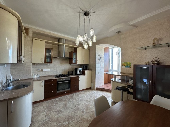 Продається 4-х кімнатна квартира вул. Миру. Дружба - фото 1