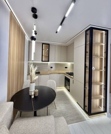 Продається 2 кімнатна квартира по вул. Смакули - фото 1