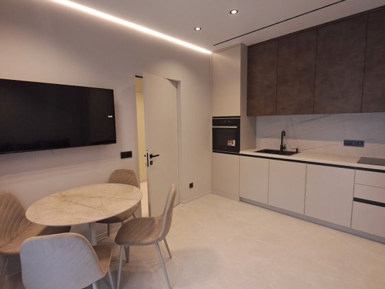 Продам півторакімнатну квартиру в ЖК бізнес-класу Ужгород