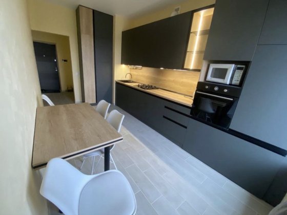 Продаж 1-кім новобудови, з ремонтом Черновцы