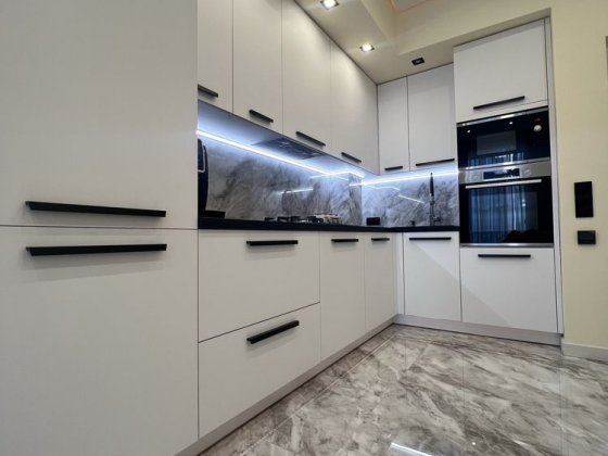 Продаж 1.5 кі-ної квартири Жк " Парковий"/ Газ Ужгород