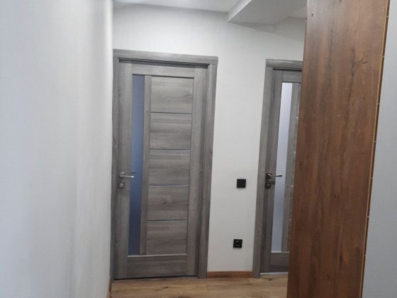 Продам 2-х кімнатну р-н Комарова Чернівці