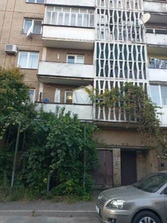 Продаеться 3 кімнатна квартира - фото 1