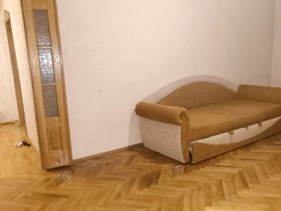 Продається 3км чешка на Бульварі Чернівці