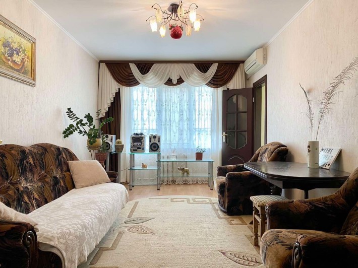 %Трикімнатна квартира на Грушевського - фото 1