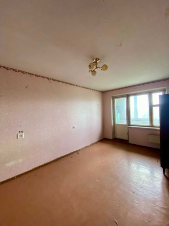 Продам повноцінну 1-кімнатну квартиру по вул.Р.Шухевича - фото 1