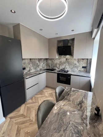 Продаж 1к квартири з євроремонтом район Листопада КОД:21210 - фото 1