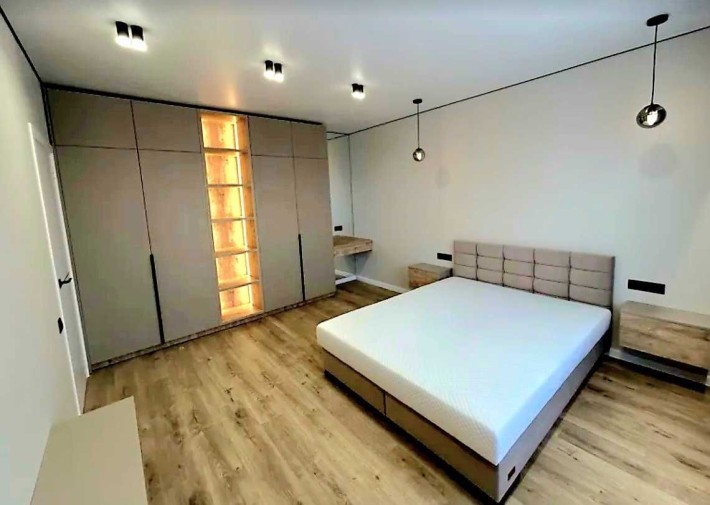 √ 1 кімнатна квартира з сучасним дизайном - фото 1