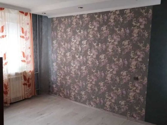 3к квартира біля ТРЦ  Київ з ремонтом  зручний 2ий поверх Полтава