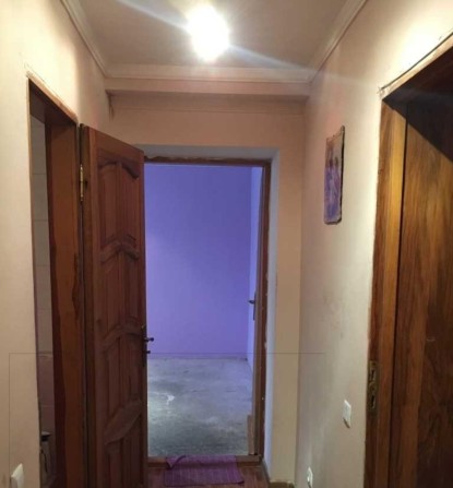 Продаж 2 км.квартири, центральне опалення та колонка на гарячу воду. - фото 1