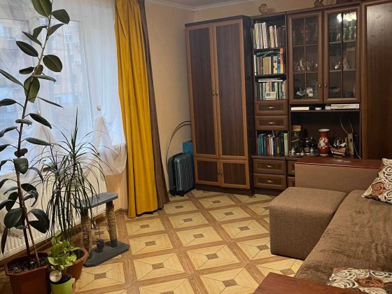 Продам 2-х кімнатну квартиру по вулиці Р. Шухевича 14а Ужгород