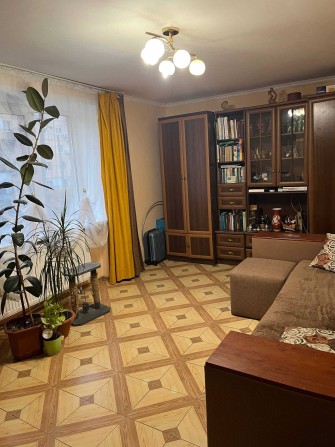 Продам 2-х кімнатну квартиру по вулиці Р. Шухевича 14а - фото 1