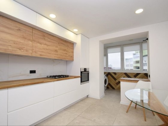 Продаж дворівнева 4к квартира біля Парку, район Канада Тернопіль