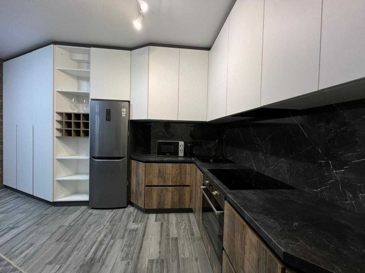 Продам укомплектовану однокімнатну квартиру в новобудові! - фото 1