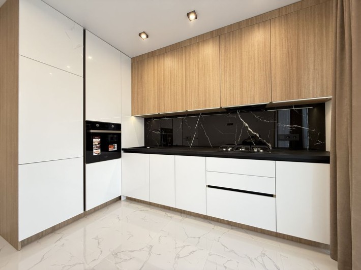 2-Кімнатна «На Щасливому» з Ремонтом! Зручний 2-й поверх! - фото 1