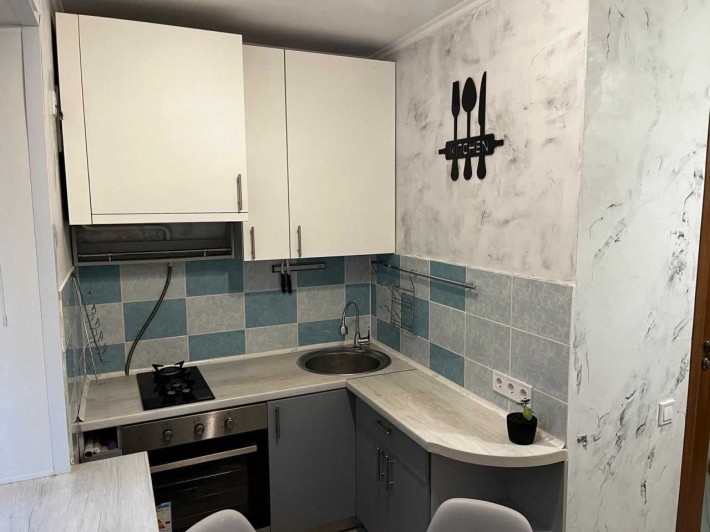 Продаж 1-кімнатної квартири вул. Р. Атаманюка (р-н 22 школи, АТБ) - фото 1