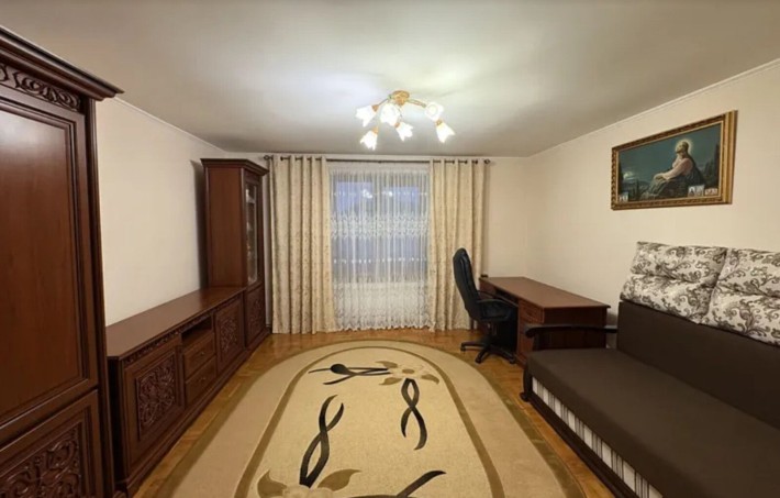 Продаж 2к квартири 70 кв. м на вул. Бенцаля - фото 1