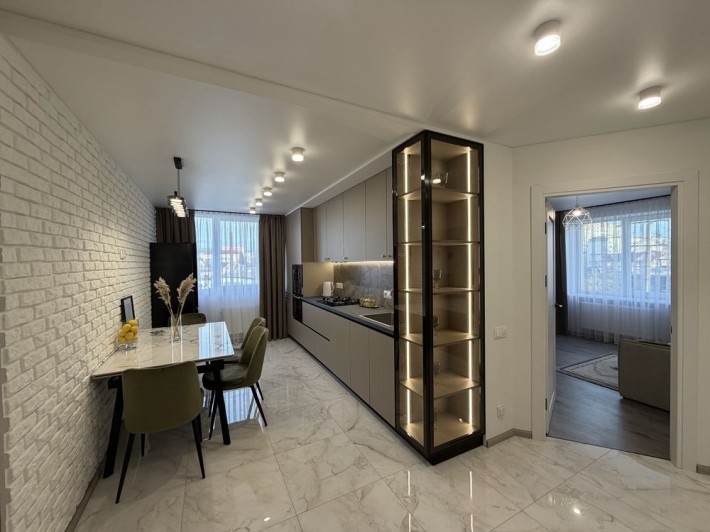 Продається 3-х кімнатна квартира ЦЕНТР - фото 1