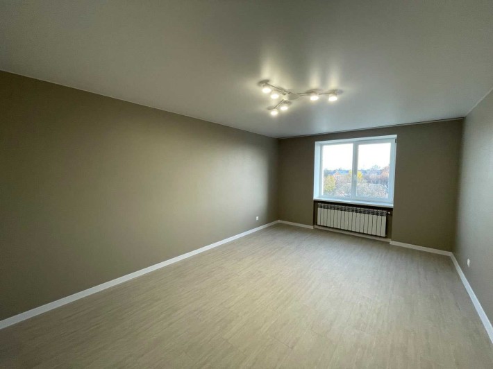 Однокімнатна в новобудові (50 м2), євроремонт, Центр міста - фото 1