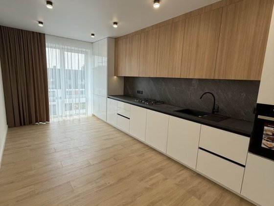 Продаж новенької 2 кімнатної квартири Ровно