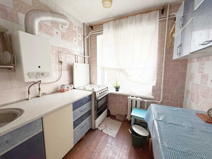 Продаж 3-кімнатної квартири вул. Г.Кондратьєва (зупинка 1 школа) - фото 1