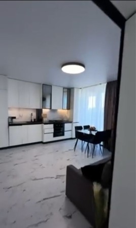 Продаж 2кім квартири , ЖК В4 . - фото 1