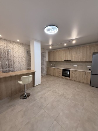 Продам однокімнатну в новобудові Соборна,16 - фото 1