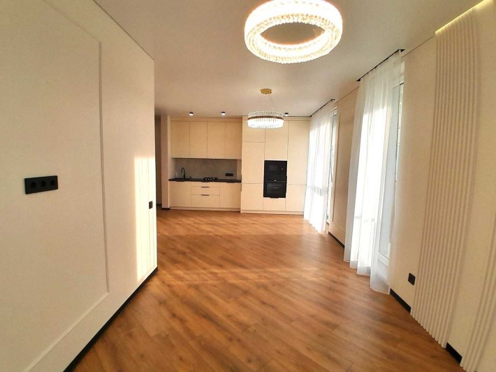 БЕЗ КОМІСІЇ, Продаж 1,5 кім. квартири з ремонтом ЖК Б 4 (Новий район) - фото 1