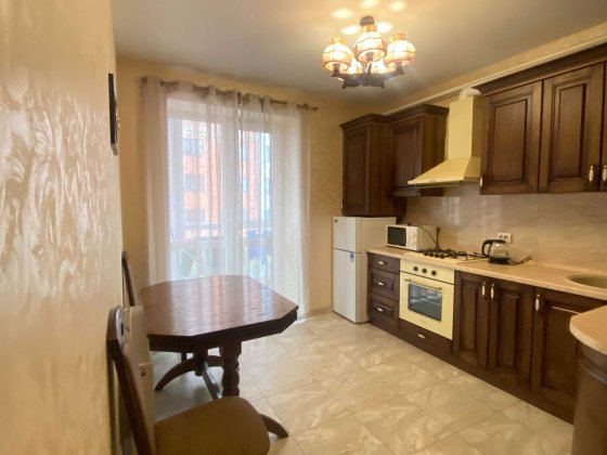 Продам однокімнатну квартиру з ремонтом Ровно