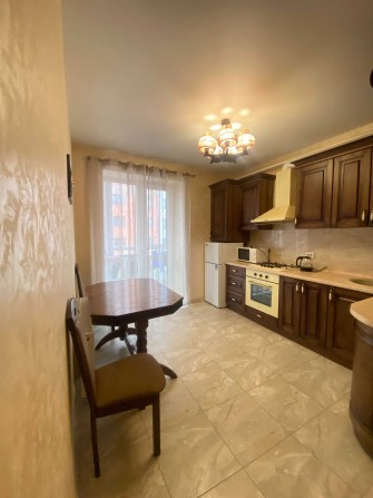 Продам однокімнатну квартиру з ремонтом - фото 1