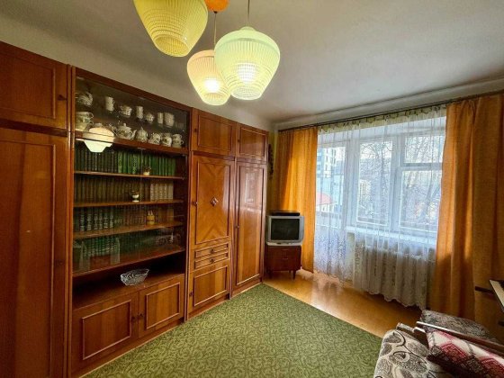 Продаж 2-кімнатної квартири в Центрі Міста, Проспект Миру Ровно