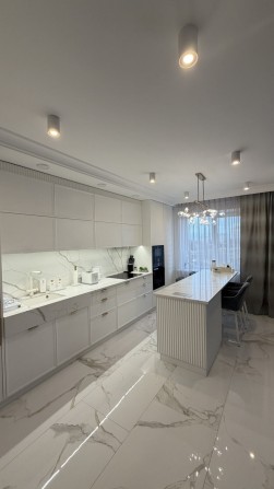 Продам 2 кім квартиру з автрномним  опаленням - фото 1