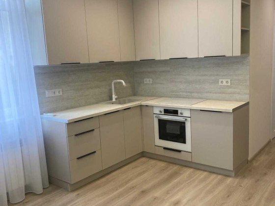 Продаж  1.5к  квартири/ р-н Шахта Ужгород