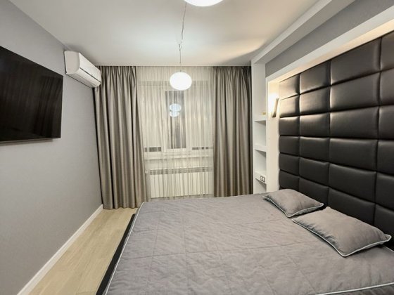 Продам трикімнатну квартиру на Щасливому! Рівне