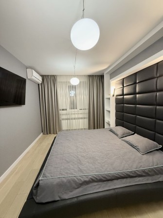 Продам трикімнатну квартиру на Щасливому! - фото 1