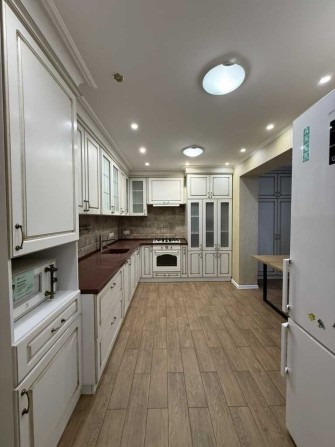 3-кімнатна квартира 93 м², євроремонт, меблі та техніка, БЕЗ КОМІСІЇ - фото 1