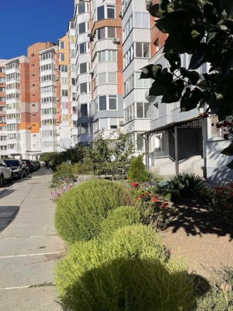 Продаж двокім. квартири. 95 м2. Індив. опал. Новобудова. Левада №10737 - фото 1