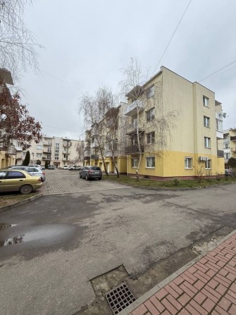 Без комісії Продаж Просторої 2 кімнатної квартири вулиця Закарпатська - фото 1