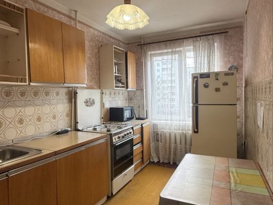 Продажа 3-к панельноі квартири Чернівці