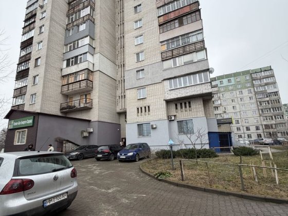 Продам 1-кімнатну Г.Крут Сумы