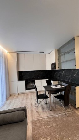 Продаж квартири центр. - фото 1