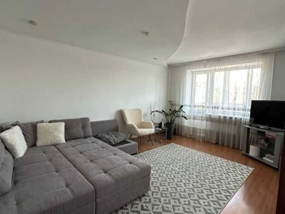 ₴ Продаж 4-кімнатної квартири в центрі Ровно