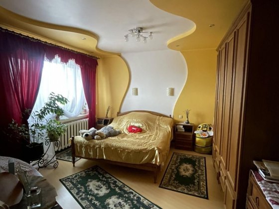 Продам квартиру  вул. Соборна, РУМ, Рівне Рівне