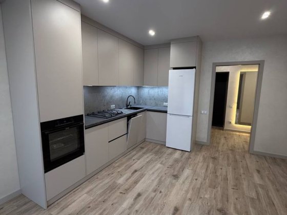 Квартира на Щасливому Ровно