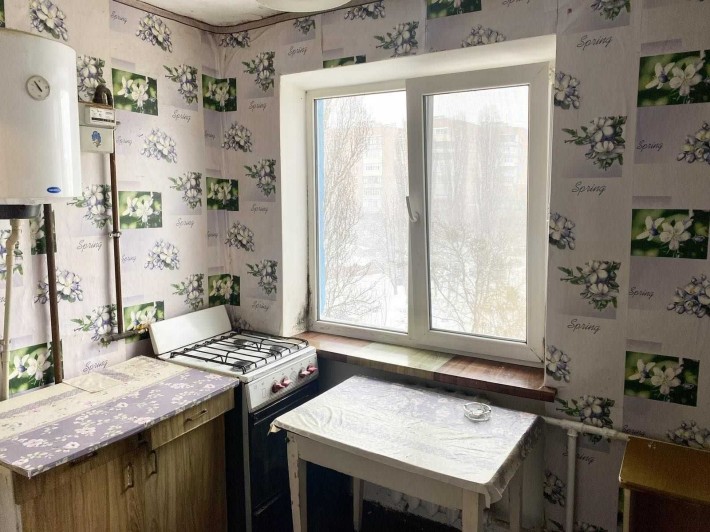 Двокімнатна поряд з ТРЦ Київ - фото 1