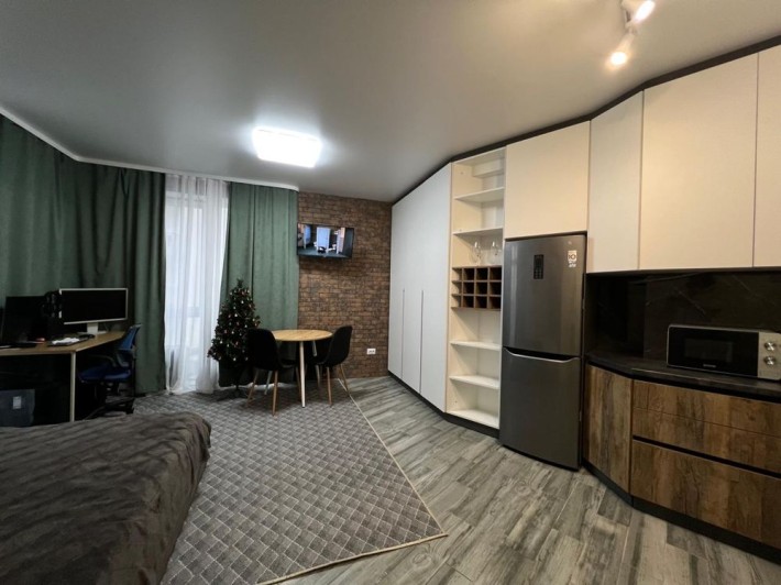 Продам квартиру в районі Щасливого - фото 1